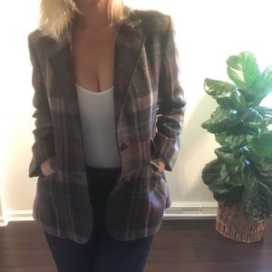 Vintage oversized plaid Saks Fifth Avenue blazer